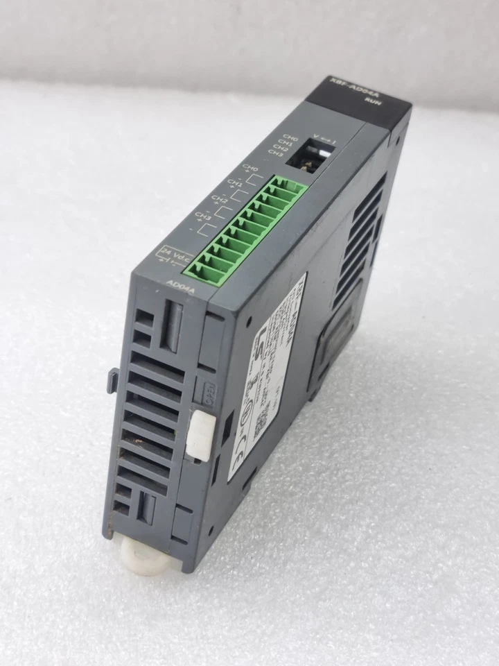 LS XBF-AD04A A/D CONVERTER 4 Channel ANALOG INPUT MODULE (Tested Working)